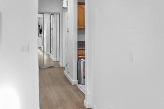 Modern 2B1B Near SAP, SJSU, Convention Center - 3