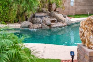Relaxing Home with Pool BBQ & Game Room in Surprise - Surprise - 3