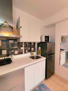 CHILL City Escapes at Azure Urban Residences - Manila - 3