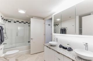 Brand new 2BR 3BA combined apartments with city views - Cleveland - 4