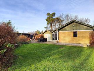 4 star holiday home in Hals - Hals - 0