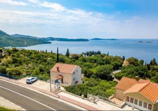 Apartments and rooms with parking space Plat, Dubrovnik - 23567 - Mlini - 1