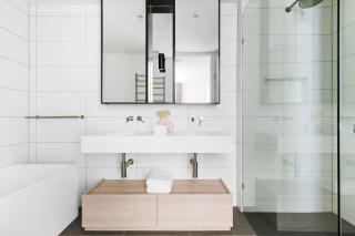 A Lux 3BR Townhouse in South Yarra FREE Parking - 7