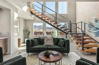 Suncrest by Fieldtrip JT Modern w Pool and Views - 6