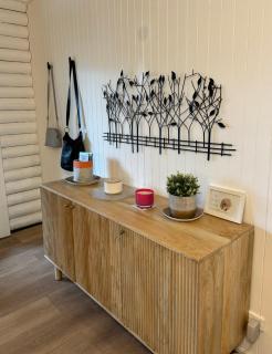 Lorne Groovy Ocean View Log House, Pet Friendly, FREE WIFI wine & chocolates kangaroos in the evening - 5