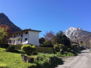 Charmant Appartement avec Cheminée à Cauterets - Animaux admis, Parking et Terrasse - FR-1-812-18 - Cauterets - 9