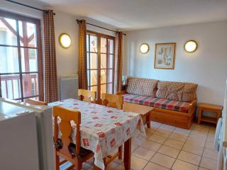 Appart famille 4 pers. Piscine chauffée Cauterets - FR-1-812-59 - 9