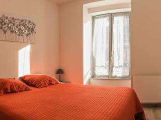 Appartement rénové 3 ch, centre-ville Cauterets - FR-1-812-39 - 7