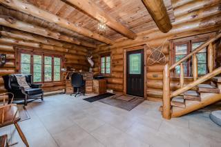 4000 Sq Ft Waterfront Dream Cabin - Stokes Bay - 1