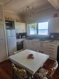 Blue Cottage, on the lake - Rotorua - 2