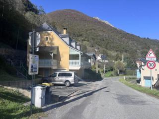 Appartement rénové avec terrasse et parking à Cauterets - FR-1-812-71 - Cauterets - 3