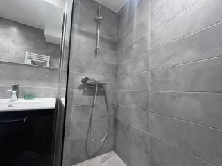 Appartement 32m² avec balcon, proche télécabines - FR-1-812-100 - 6