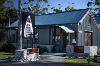 Risby Cove Boutique Hotel - Strahan - 2
