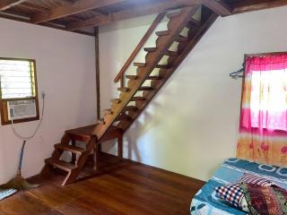 Jermaine quiet house - 2