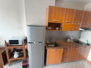 中天海滩大床房带沙发床适合家庭近海滩侧面海景 - 1