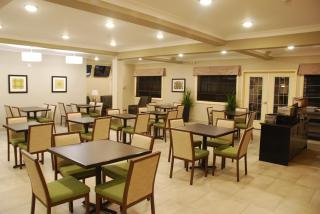 Best Western PLUS Fort Saskatchewan Inn & Suites - Fort Saskatchewan - 5