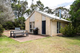 Bells Beach Cottages - 0