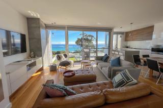 BEACHHOUSE BINALONG Luxury waterfront holiday house at Bay of Fires - Binalong Bay - 0