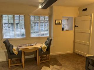 Little Priory Cottage - Burford - 1