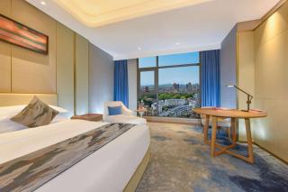 Ramada Plaza by Wyndham Dongxing City Center - Dongxing - 4