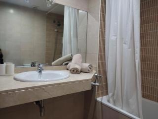 Ap4Us B1 - Apartment for us - Sightseeing & Beach near to Barcelona - Badalona - 2