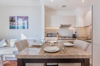 STAY BY LATINEM Luxury 1BR Holiday Home CV B207 near Burj Khalifa - 4