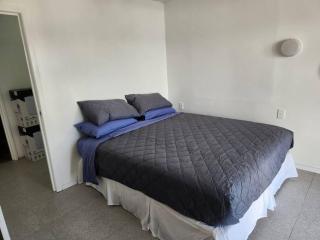 Secret Cove Beach House - 9