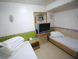Astronaut's Hotel - Hong Kong - 6