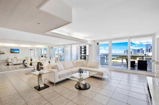 The Grand Wonder - Miami - 4