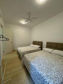 Mount Austin Cube 8 Teen - Double Queen Bed - Johor Bahru - 9
