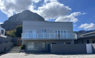 Pieto on 6th - Hermanus - 1
