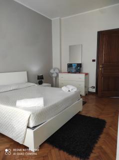 APPARTAMENTO SANTA RITA Con due Camere InalpiArena 9 min CENTRO CITTA - Turin - 9