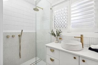 Bridgeport pet-friendly Pool Getaway - 1