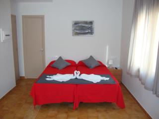 Apartaments Claudi - 8