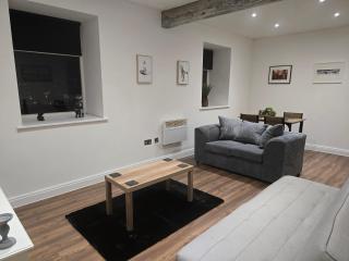 Canalside Period Conversion - Burnley - 9