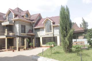 Eshborns House - Near Jomo Kenyatta International Airport and SGR with shuttle services - Nairobi - 0