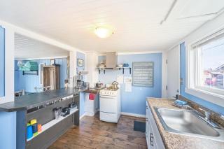 Beachside Bungalow #6 - 6