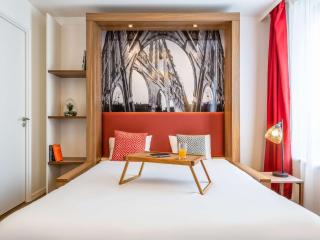 Aparthotel Adagio La Defense Courbevoie - Courbevoie - 6