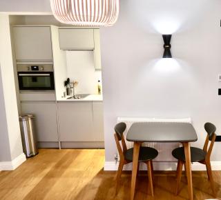 Stylish Studio Apartment, ensuite, kitchenette - Twickenham - 8