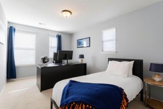 Spacious Family Friendly Townhome in Central Park - 6