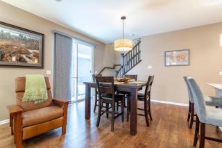 Spacious Family Friendly Townhome in Central Park - 3