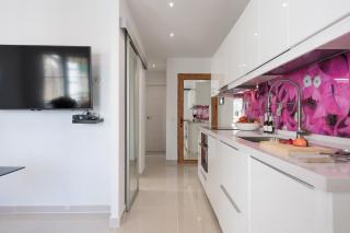 SEA VIEW 2BR TOPLOCTAION Heated pool 5 min to beach - 4