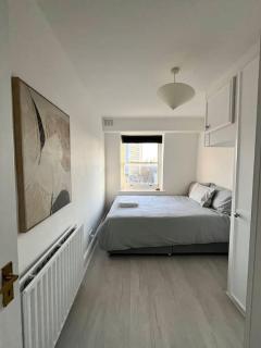 Stylish Urban Retreat in London - 8