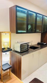 Beautiful Luxury Studio In Noida - Ghaziabad - 4
