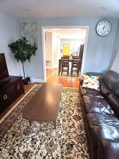 Luxury & Friendly Private Room in DC - Washington - 3