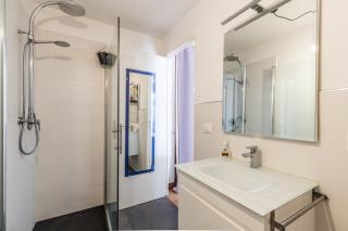 Studio with large terrace sea view 4th floor - 5