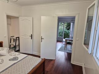 Superbe F2 rénové Terrasse fleurie - 9