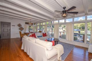 Sweet Retreat - Eclectic - 1