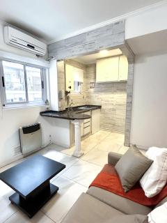 Apartamento con 2 dormitorios en el corazón de Recoleta - Buenos Aires - 6