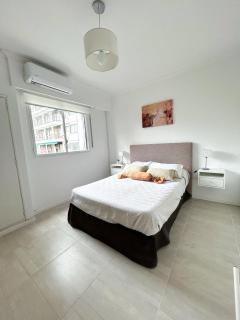 Apartamento con 2 dormitorios en el corazón de Recoleta - Buenos Aires - 9